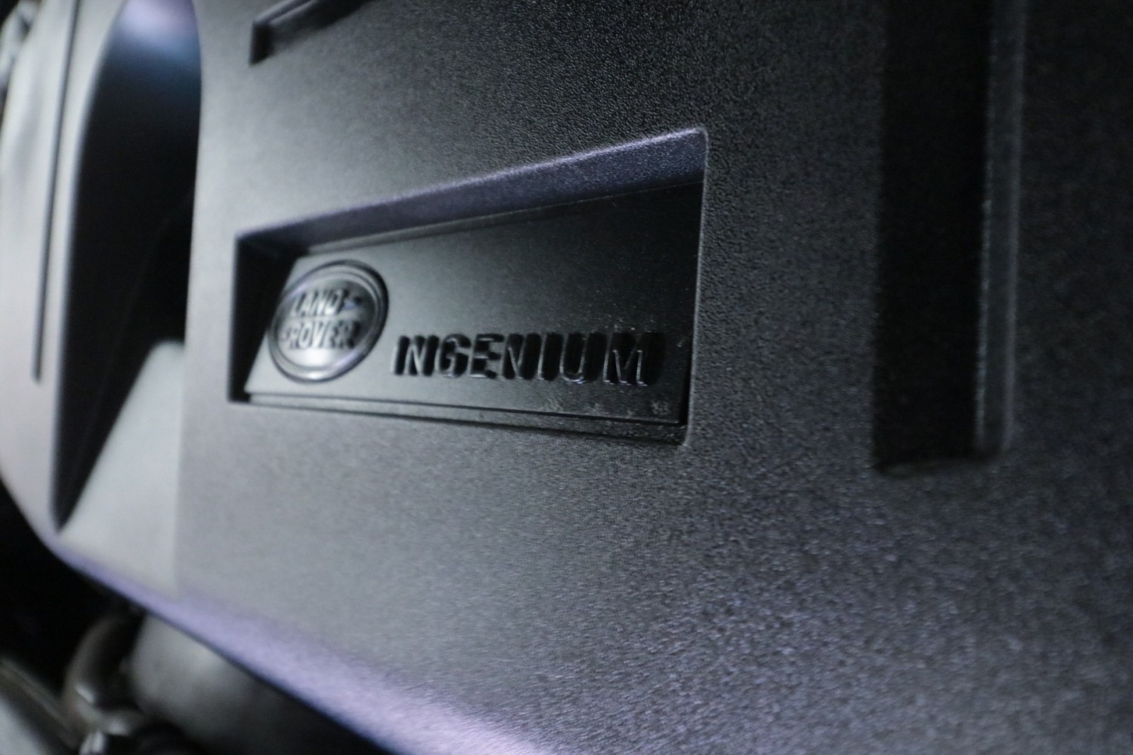 Used Car 2022 Land Rover Discovery  Hse R-dynamic For Sale Under $40,000 In Austin, Texas