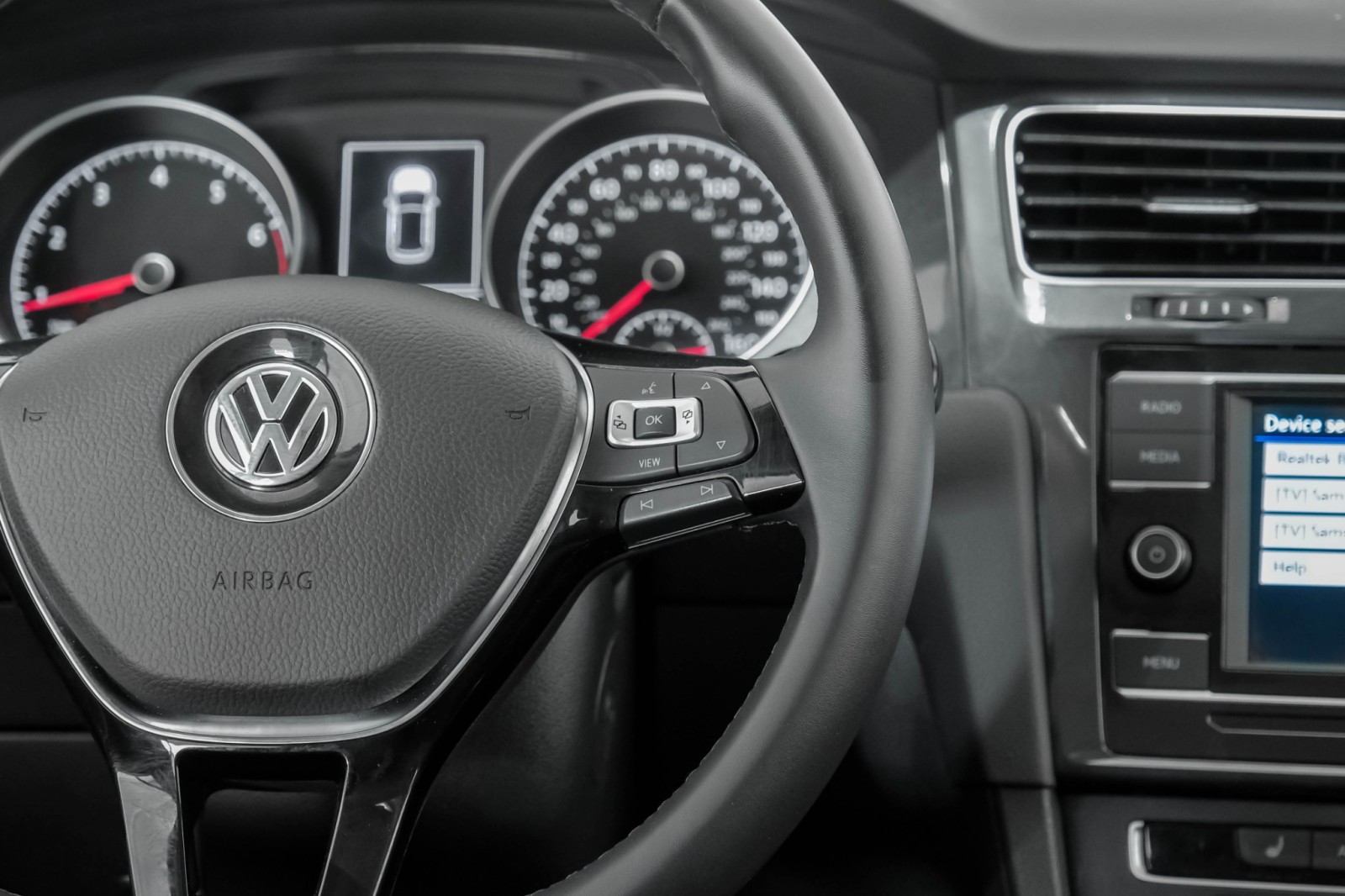 2021 Volkswagen Golf TSI BLIND SPOT ASSIST SUNROOF LEATHER HEATED SEATS 22