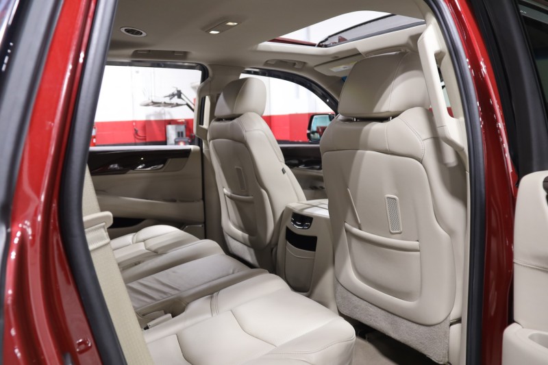 2016 Cadillac Escalade Luxury Collection 4dr Suv in , 