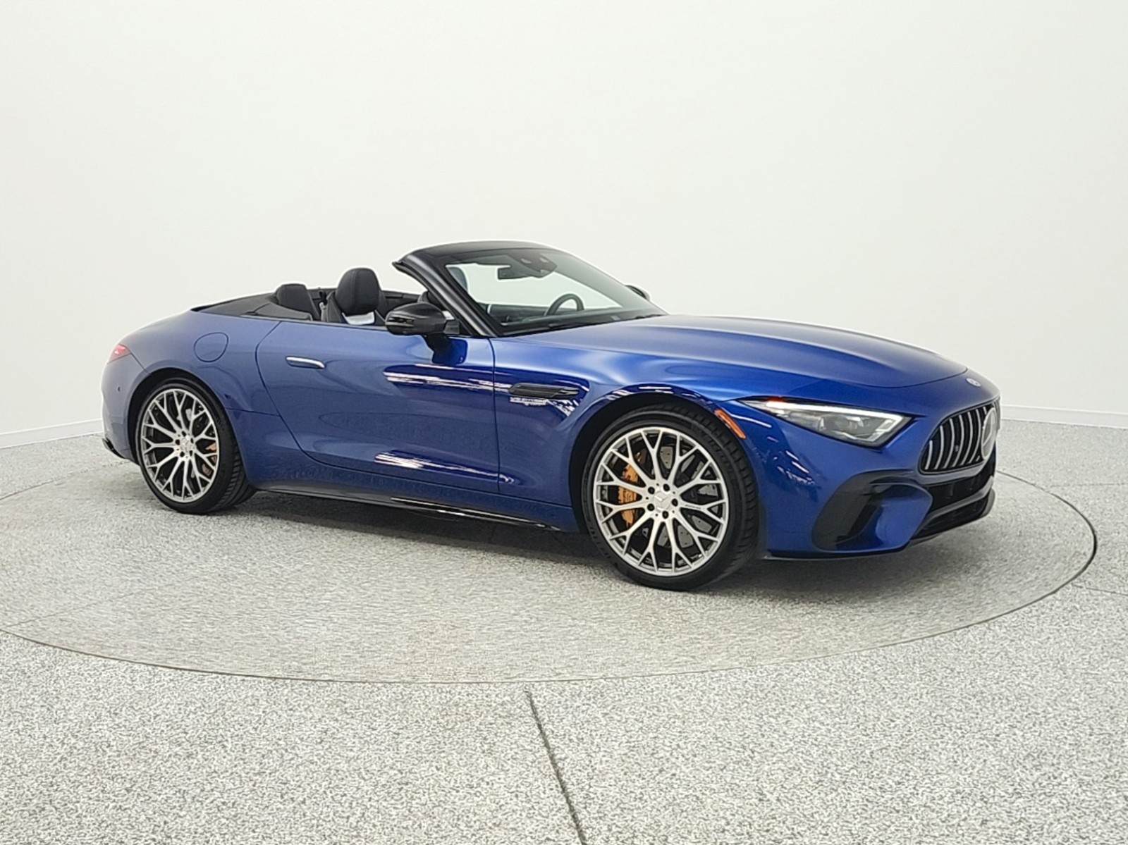 Certified Used 2022 Starling Blue Metallic Mercedes-Benz AMG® SL 63 image 3