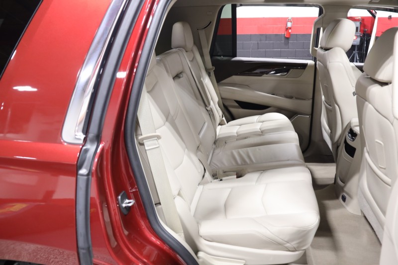 2016 Cadillac Escalade Luxury Collection 4dr Suv in , 