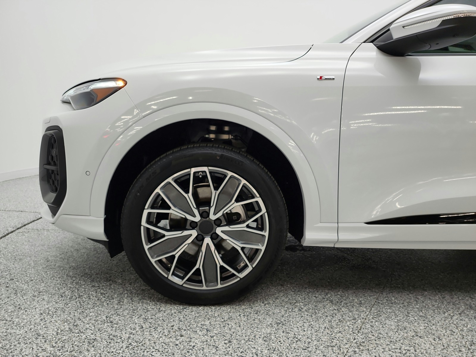 New 2026 Glacier White Metallic Audi Premium Plus 2.0 TFSI quattro image 15