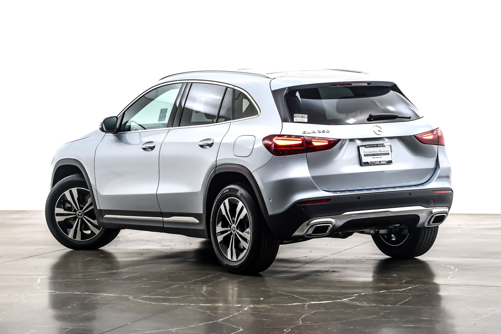 New 2026 Cirrus Silver Metallic Mercedes-Benz GLA 250 image 12