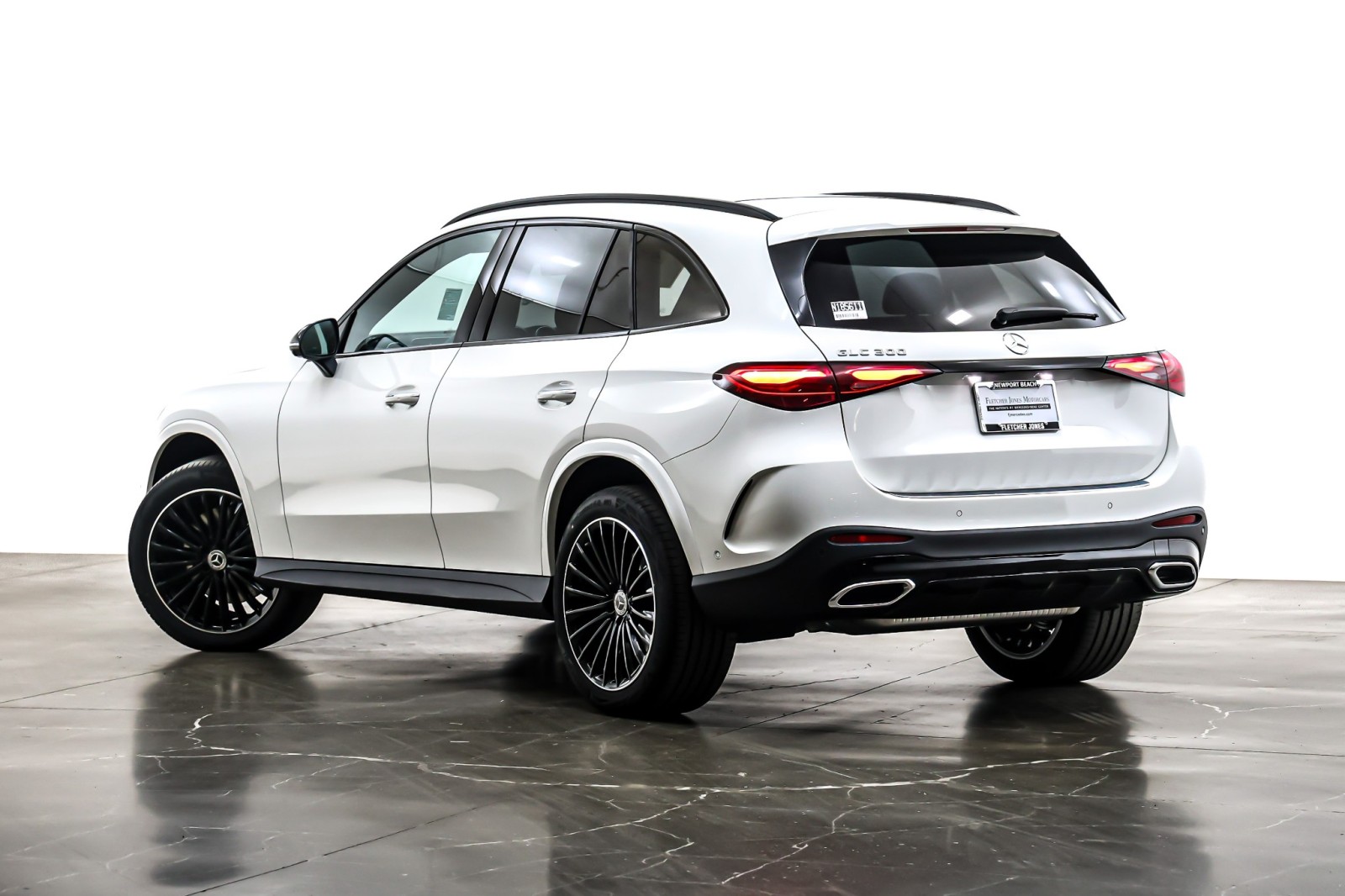 New 2026 Polar White Mercedes-Benz GLC 300 image 12