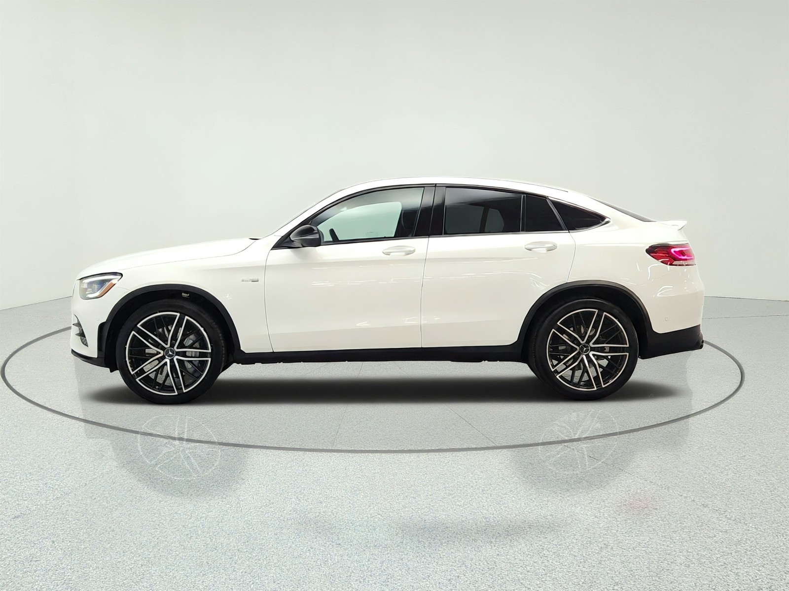 Used 2023 Polar White Mercedes-Benz AMG® GLC 43 4MATIC Coupe image 8