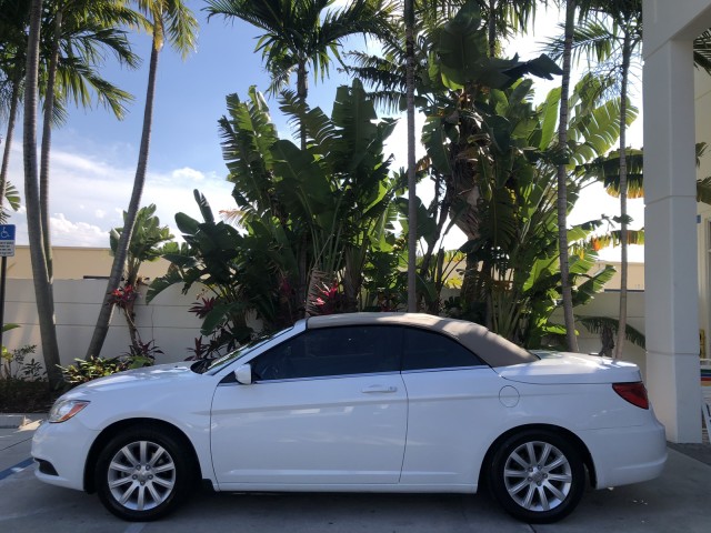 2014 Chrysler 200 Touring FLORIDA in pompano beach, Florida
