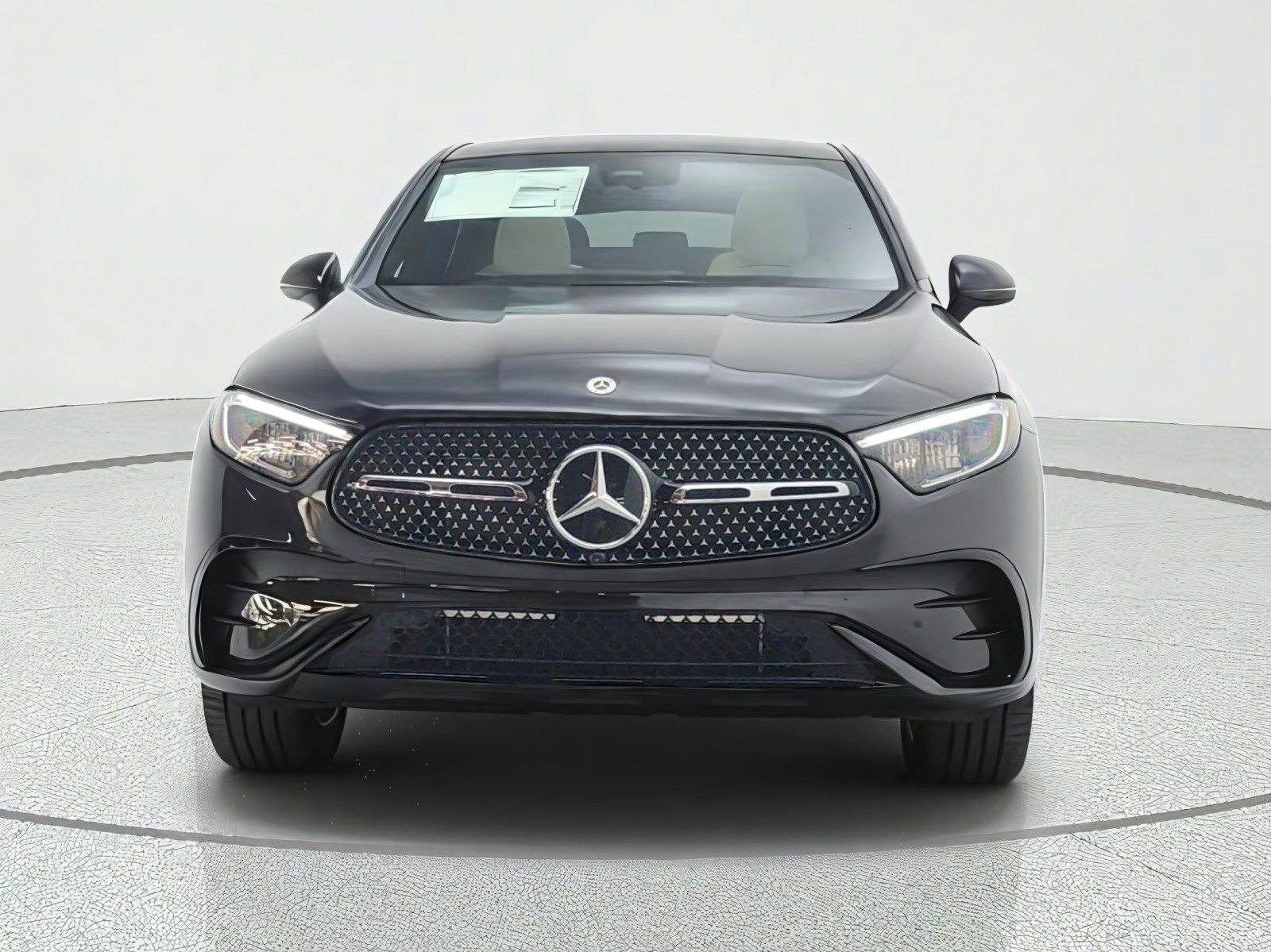 New 2027 Graphite Grey Metallic Mercedes-Benz GLC 300 4MATIC® Coupe image 2