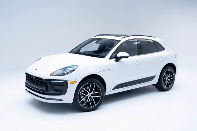 2025  Macan  in , 