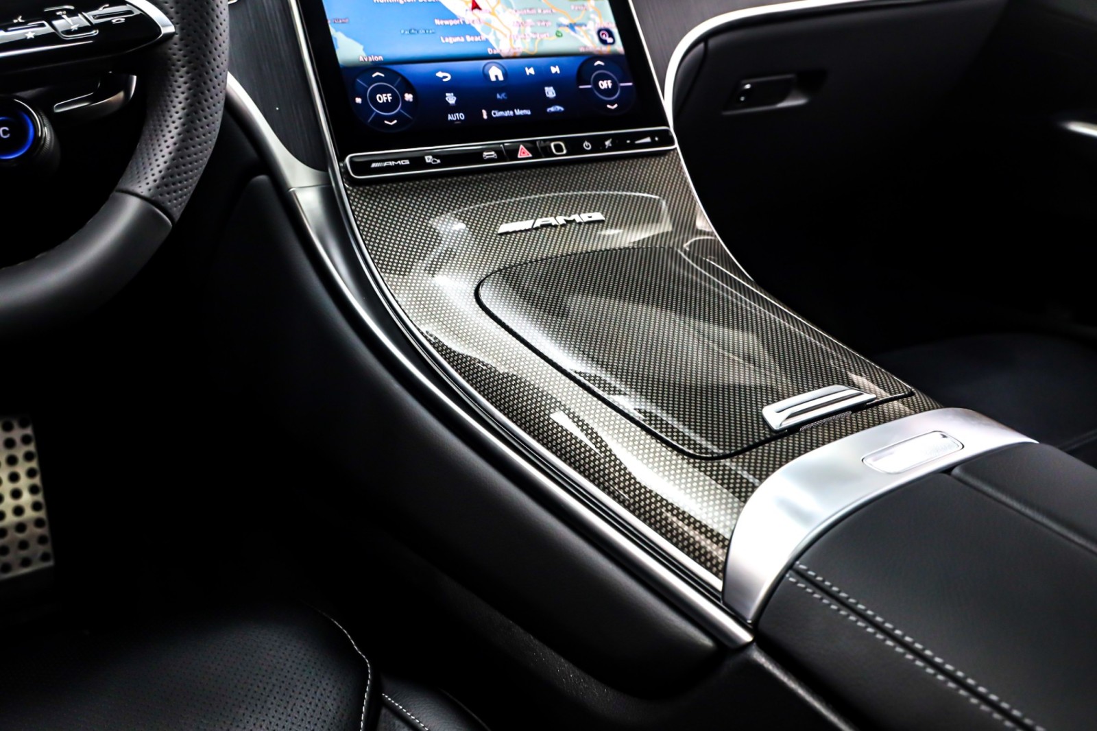 New 2026 Polar White Mercedes-Benz AMG® GLC 43 image 6