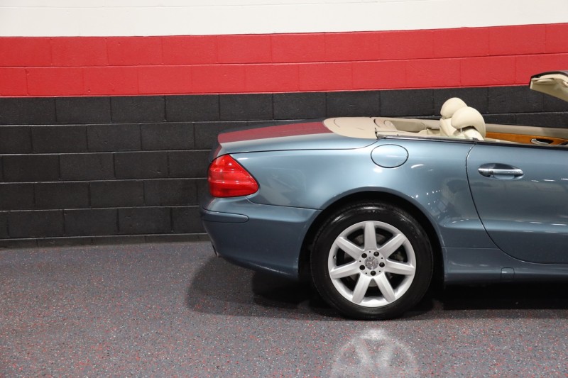 2003 Mercedes-Benz SL500 2dr Convertible in , 