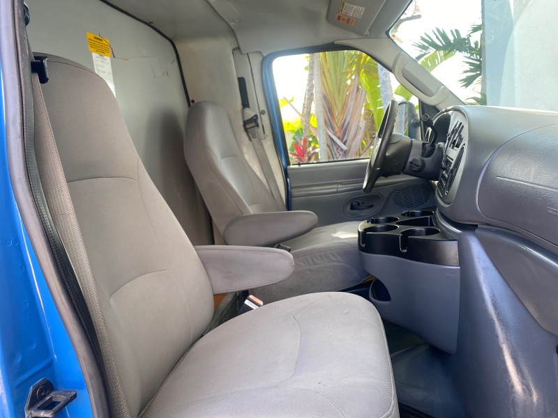 2006 Ford Econoline Commercial Cutaway LOW MILES 27,641 1 OWNER in , 