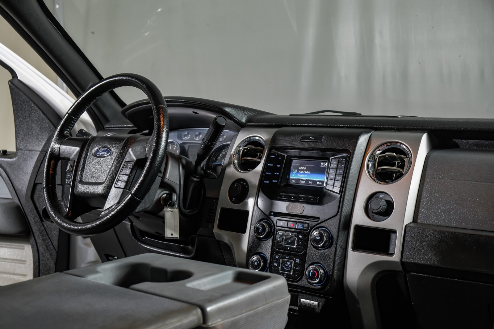 2014 Ford F-150 XLT 21