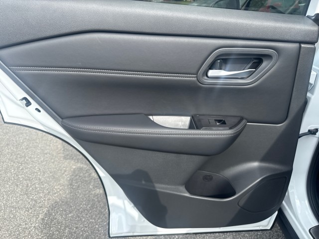 NissanRogue18