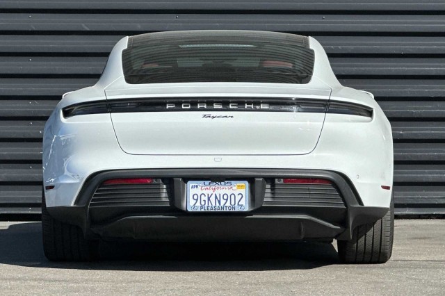 2023 Porsche Taycan  4