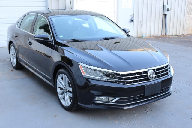 2017  Passat 1.8T SEL Premium in , 