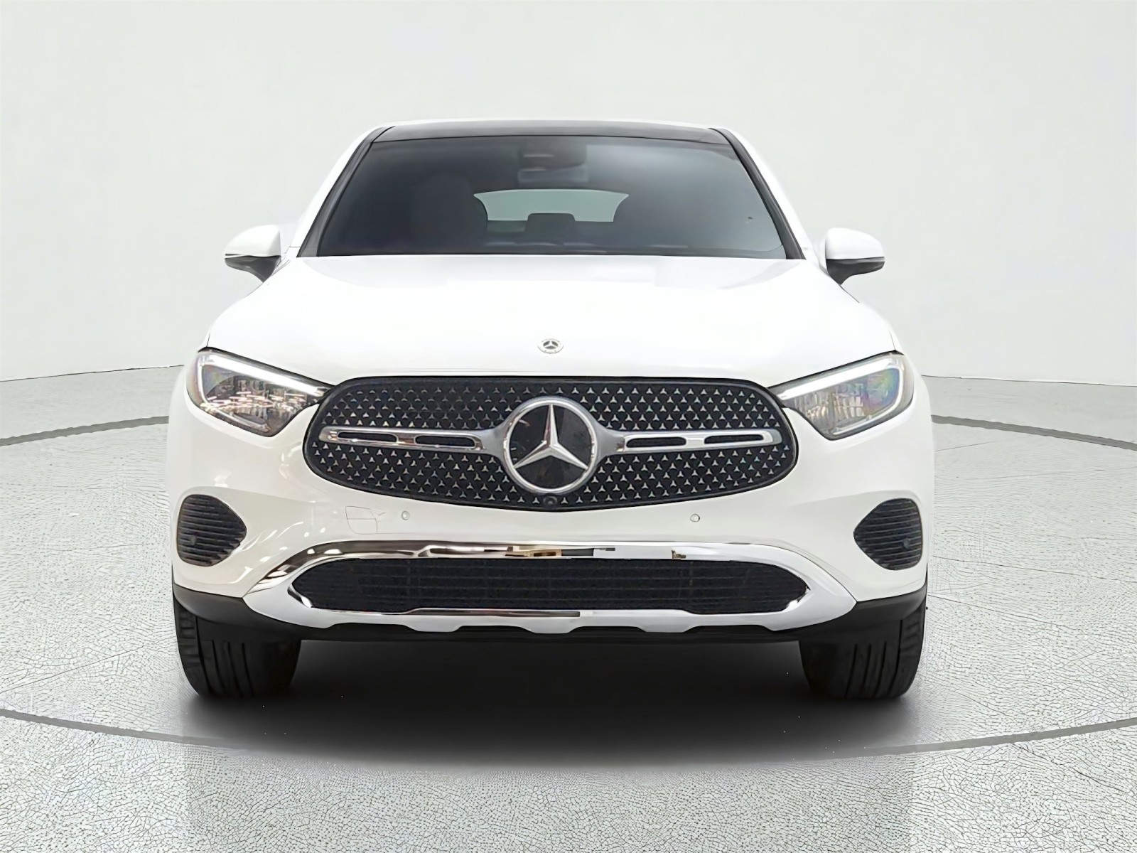 Certified Used 2026 Polar White Mercedes-Benz GLC 300 4MATIC® Coupe image 2