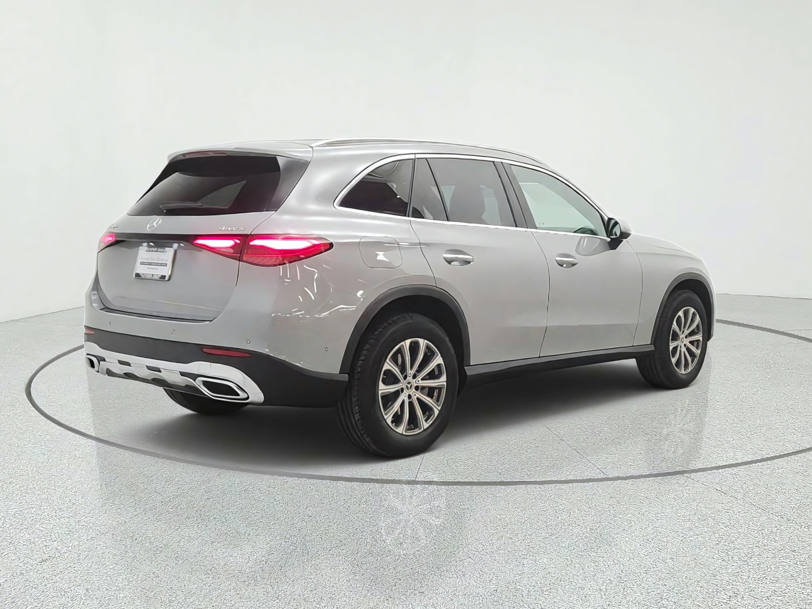 New 2027 MANUFAKTUR Alpine Grey Mercedes-Benz GLC 300 4MATIC® SUV image 5
