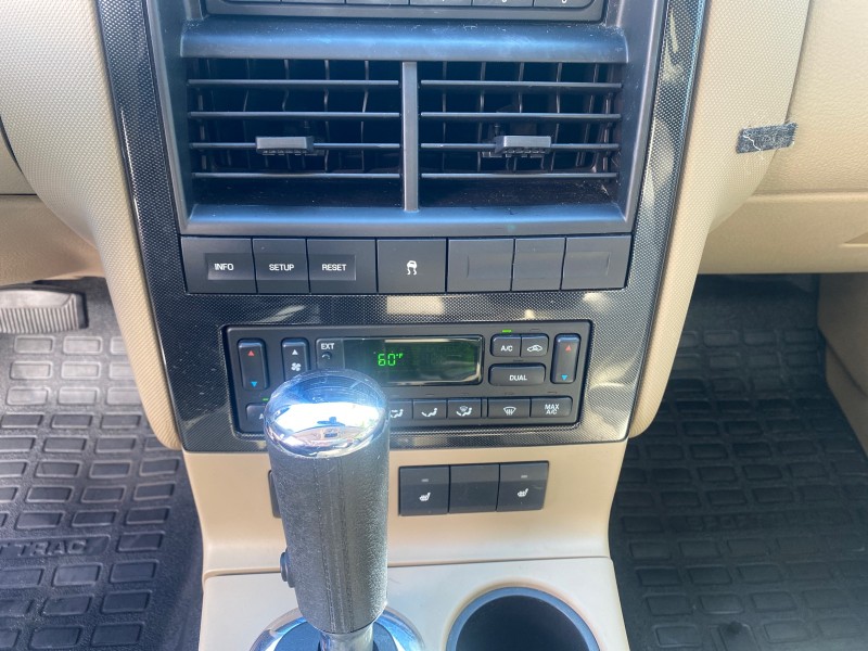 2008 Ford Explorer Sport Trac Limited LOW MILES 49,936 in , 