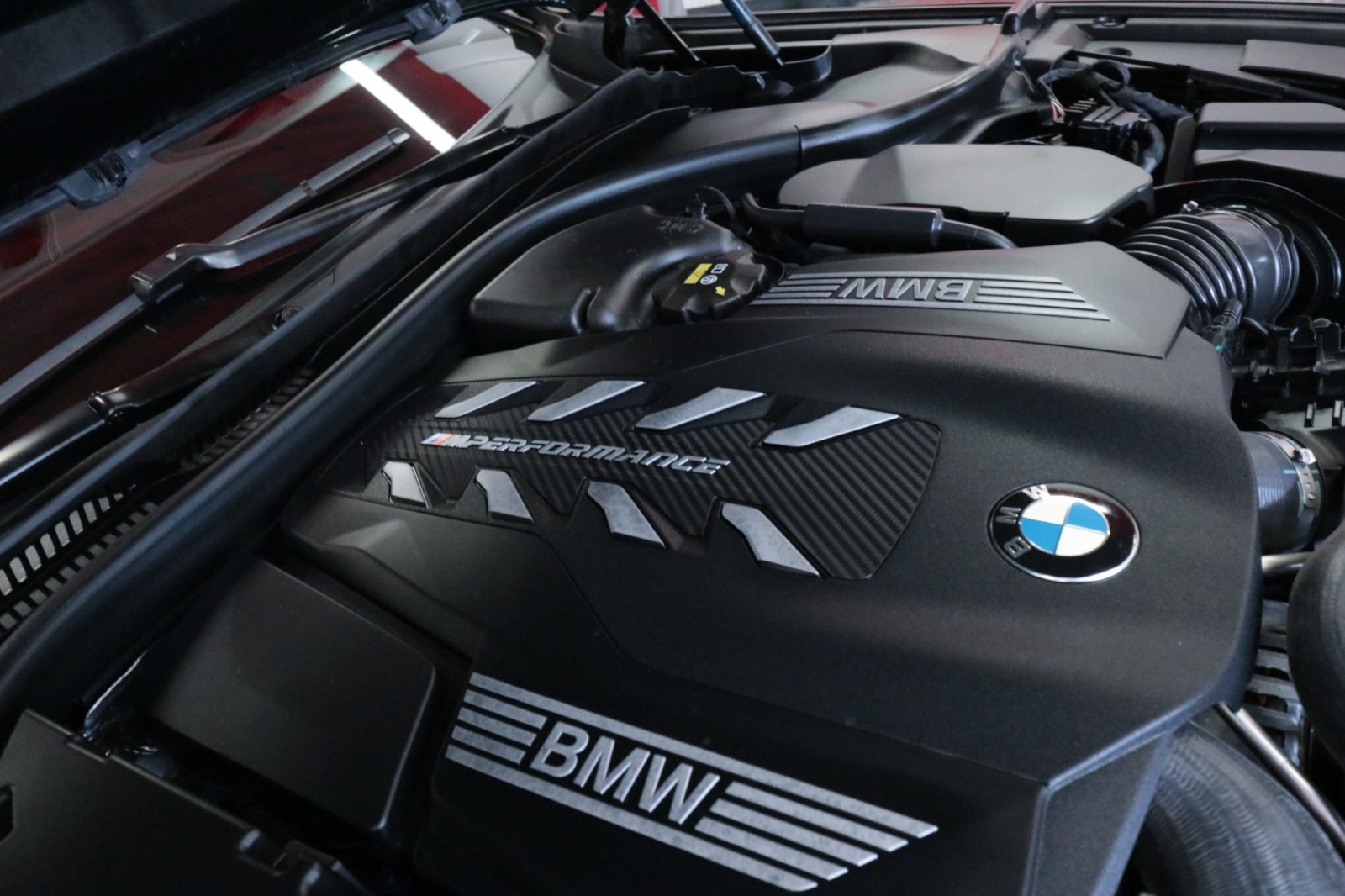 Used Car 2022 Bmw 5 Series  M550i Xdrive For Sale Under $60,000 In Austin, Texas