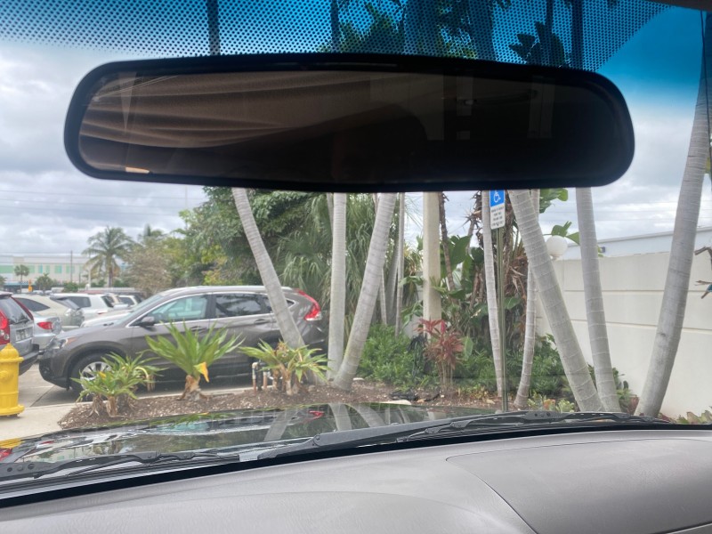 2004 Toyota Tundra SR5 1 OWNER 4WD XTRA CAB STEP SIDE in , 