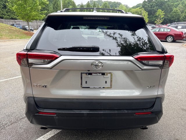 ToyotaRAV46