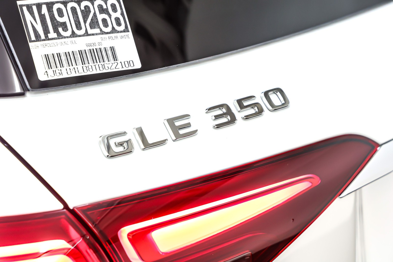 New 2026 Polar White Mercedes-Benz GLE 350 image 9