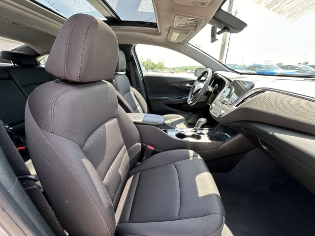 2019 Chevrolet Malibu LT 19