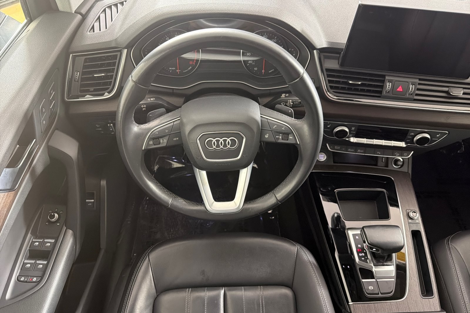 Used 2023 Ibis White Audi Premium 40 TFSI quattro image 13
