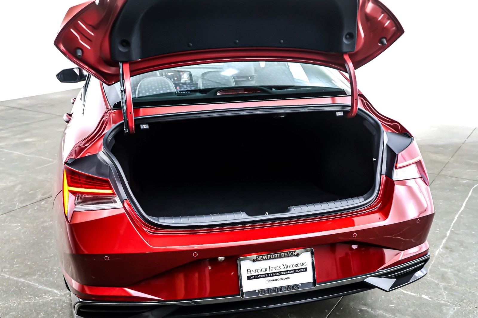 Used 2023 Ultimate Red Hyundai Limited image 23