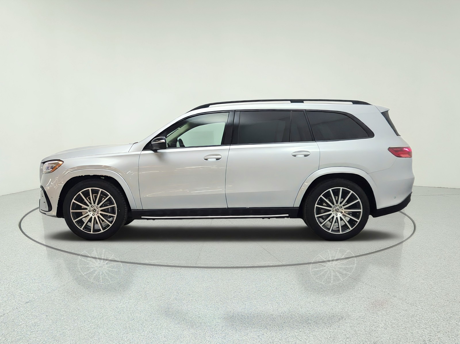 New 2026 Cirrus Silver Metallic Mercedes-Benz GLS 450 4MATIC® SUV image 8