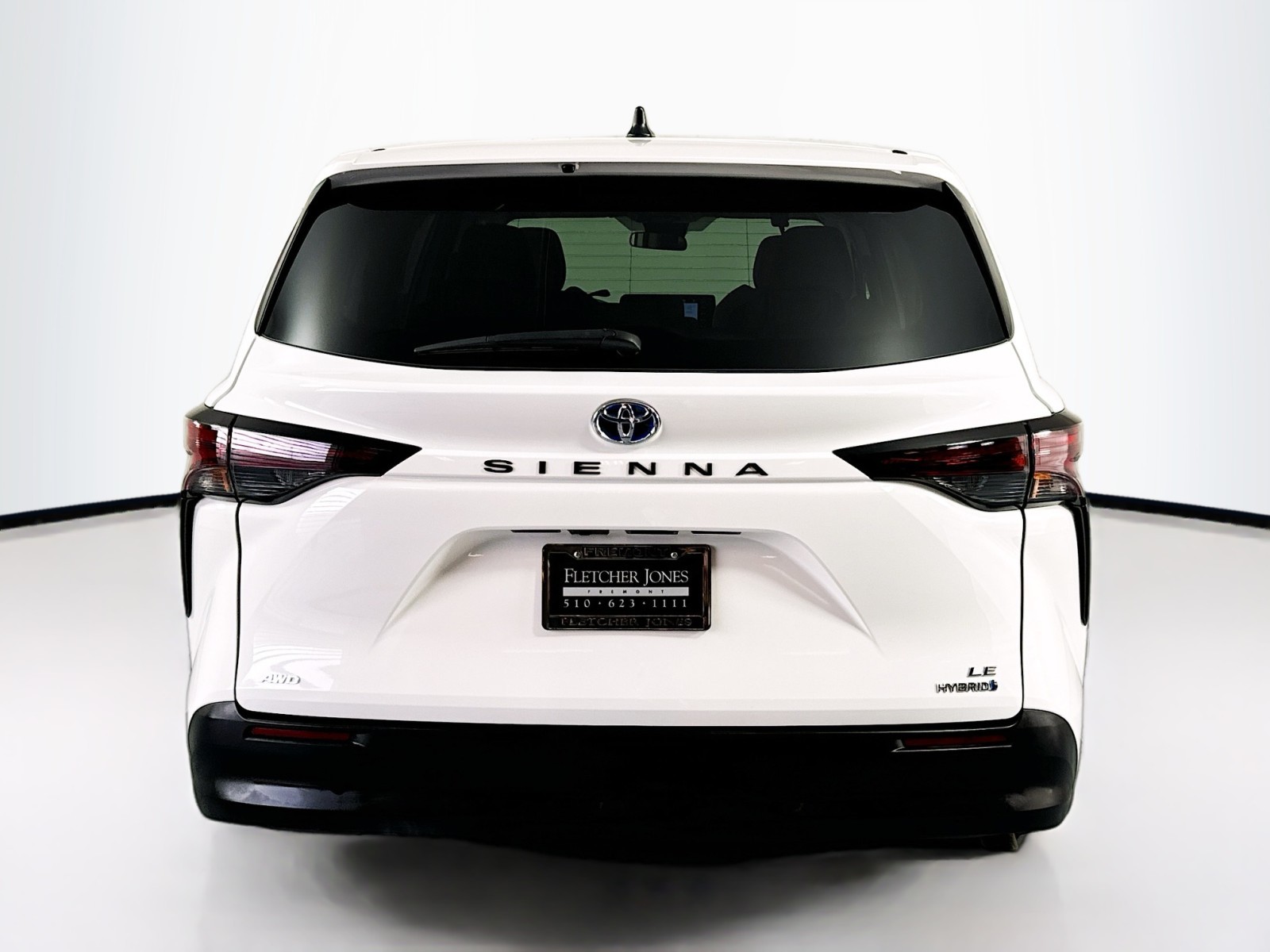 2023 Toyota Sienna LE 6