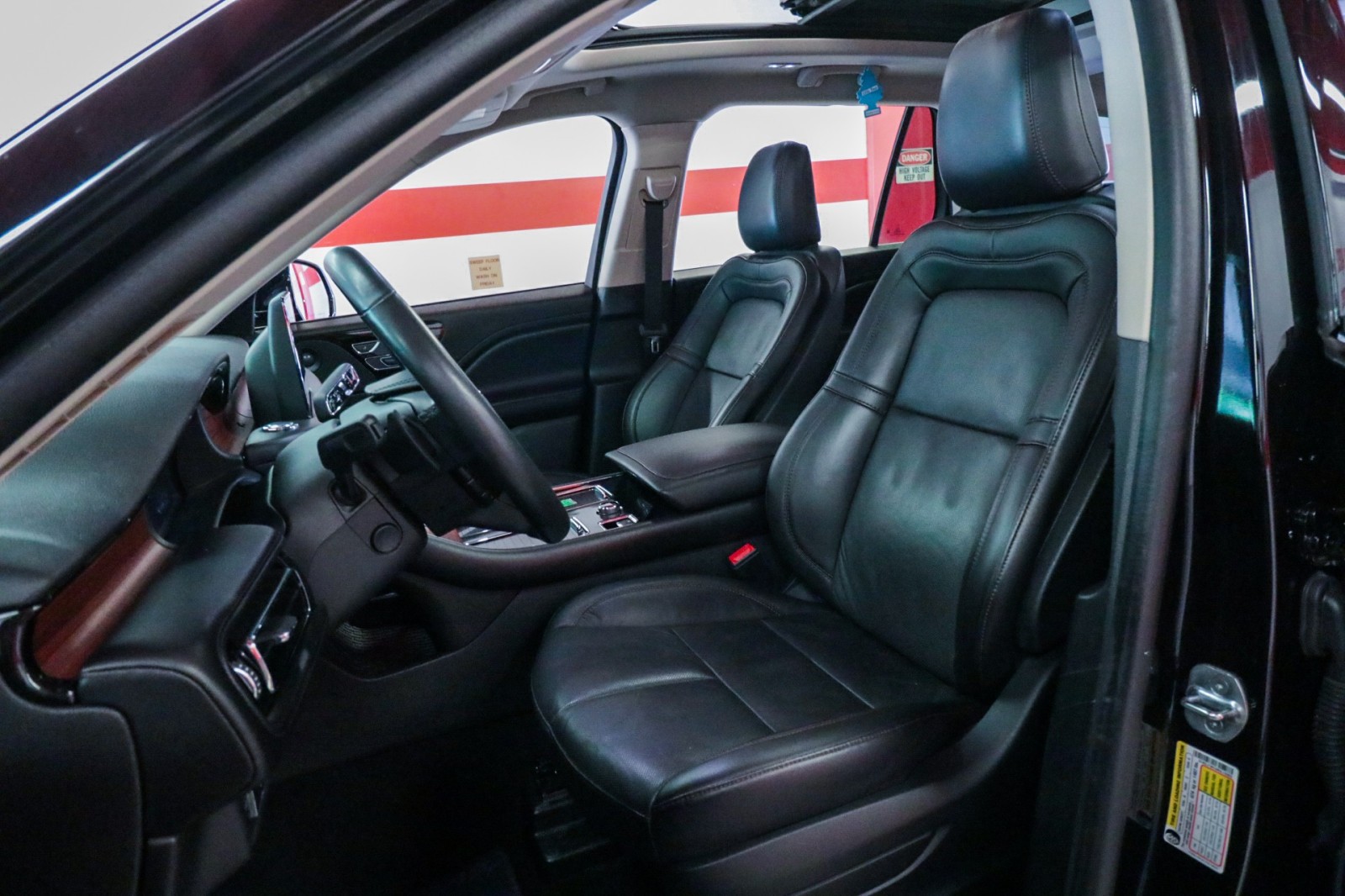 Used Car 2022 Lincoln Aviator  Reserve For Sale Under $50,000 In Austin, Texas