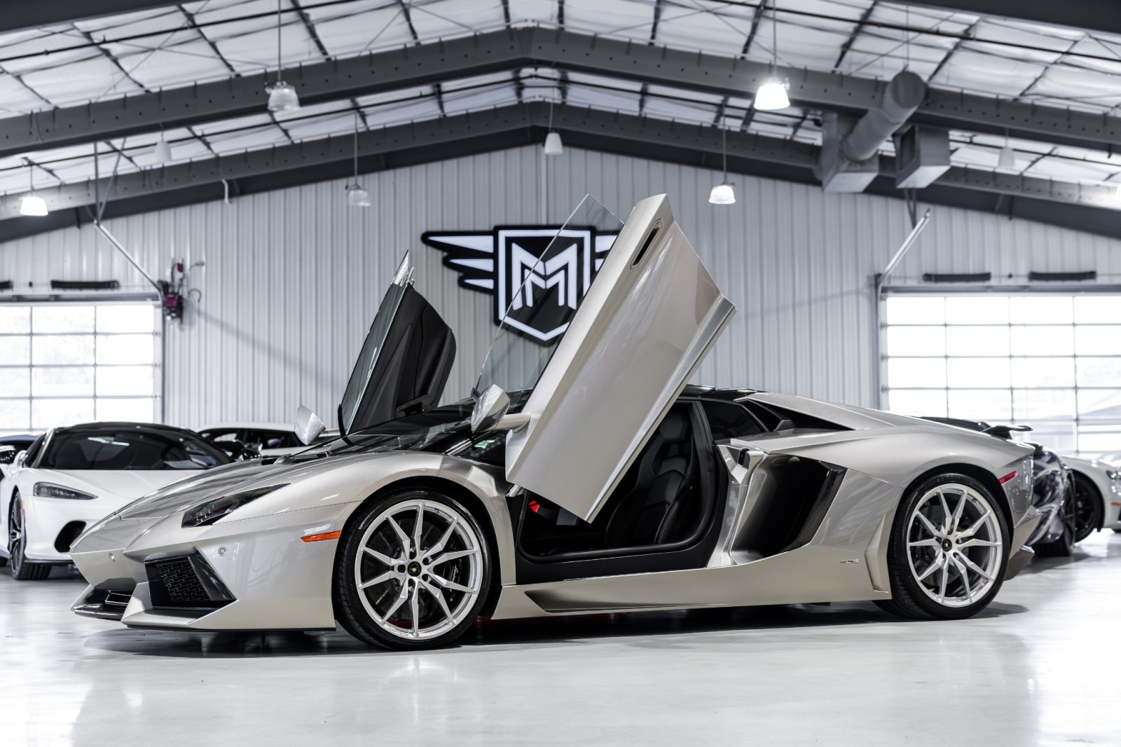 Used Car 2014 Lamborghini Aventador  Roadster - Grigio Antares Metallic - Transparent Engine Bonnet - Sensonum Sound System For Sale Under $440,000 In Boerne, Texas