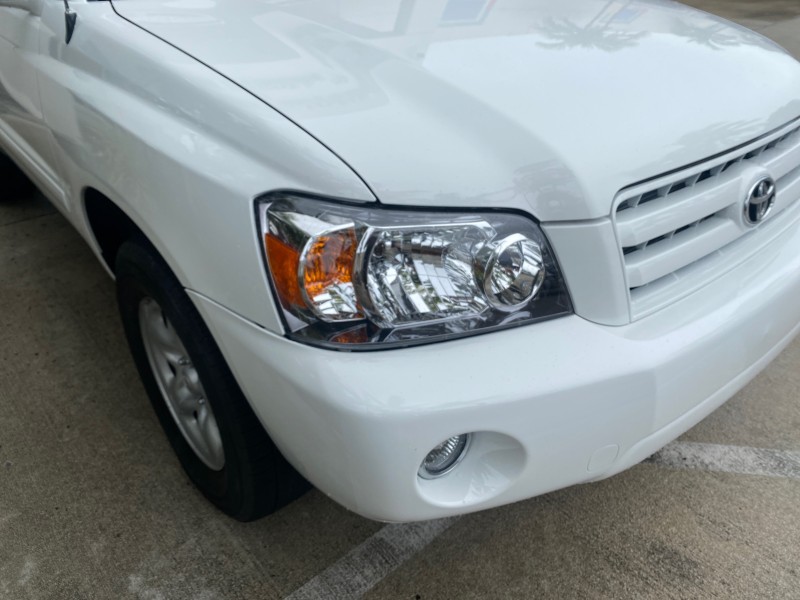 2006 Toyota Highlander 1 OWNER FL LOW MILES 49,290 SUV in , 