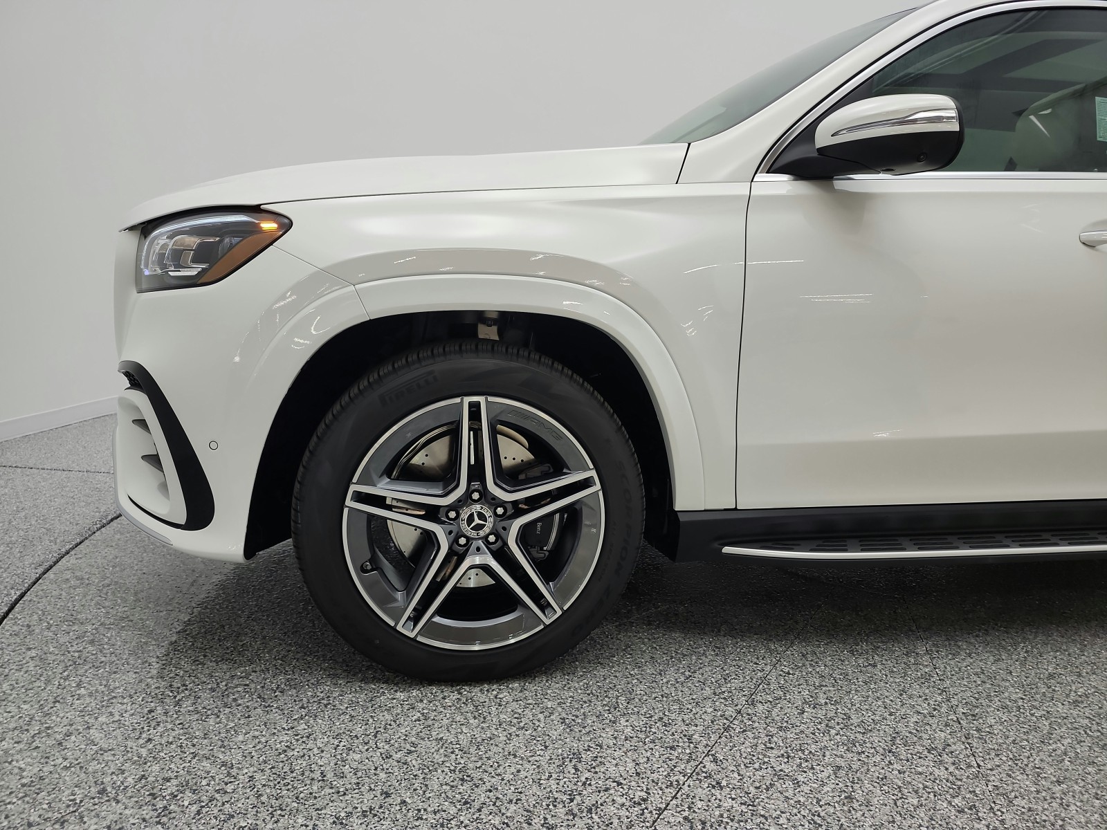 New 2026 Polar White Mercedes-Benz GLS 450 image 15