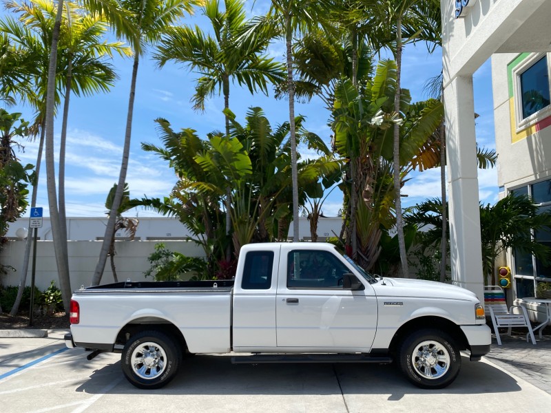 2011 Ford Ranger XLT LOW MILES 44,686 in ,
