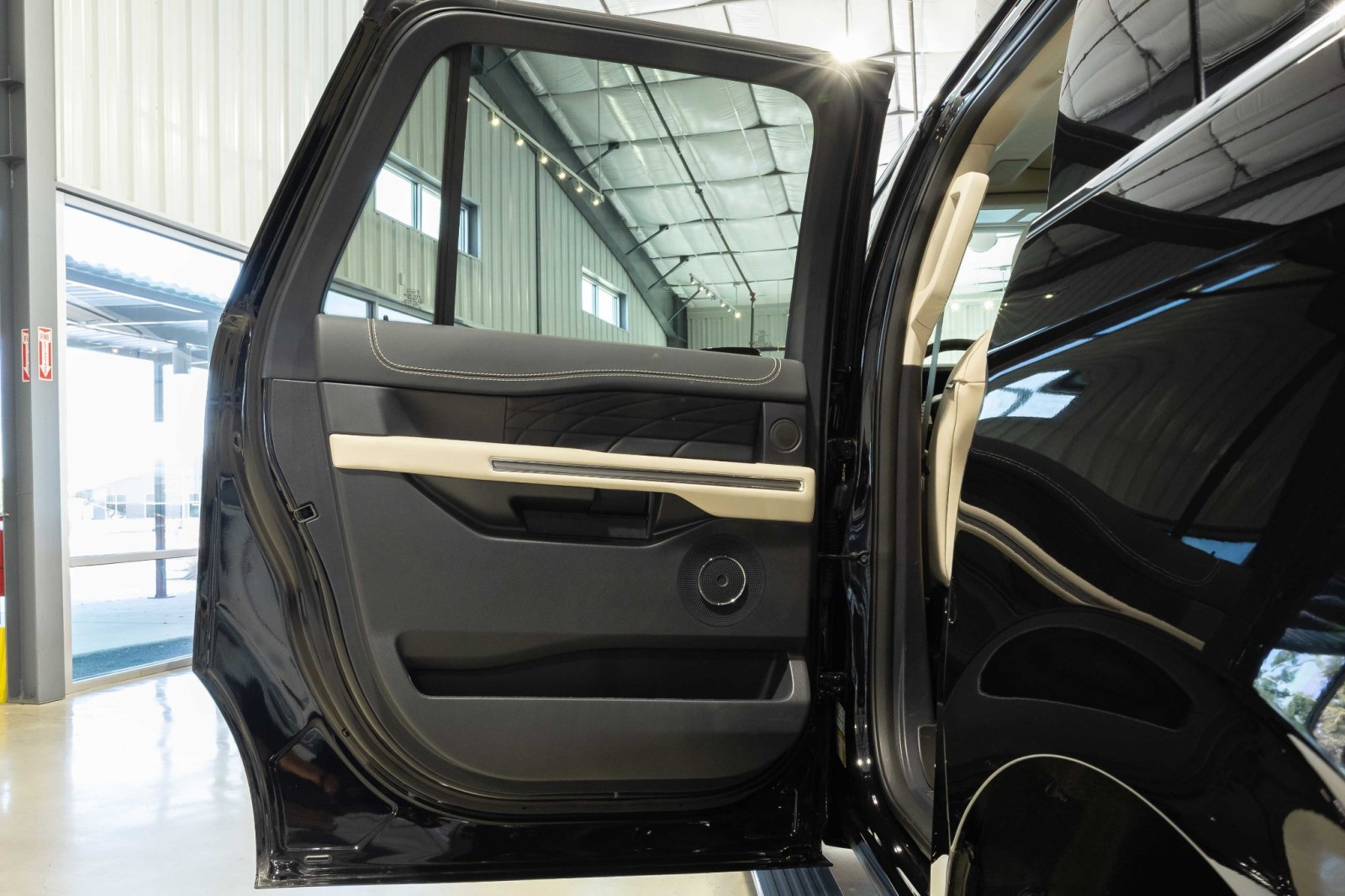 Used Car 2024 Ford Expedition Max  Platinum For Sale In Boerne, Texas