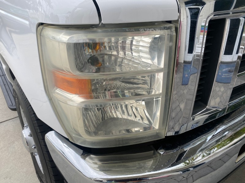 2008 Ford Econoline Wagon XLT 15 PASSENGERS E350 CLEAN in , 
