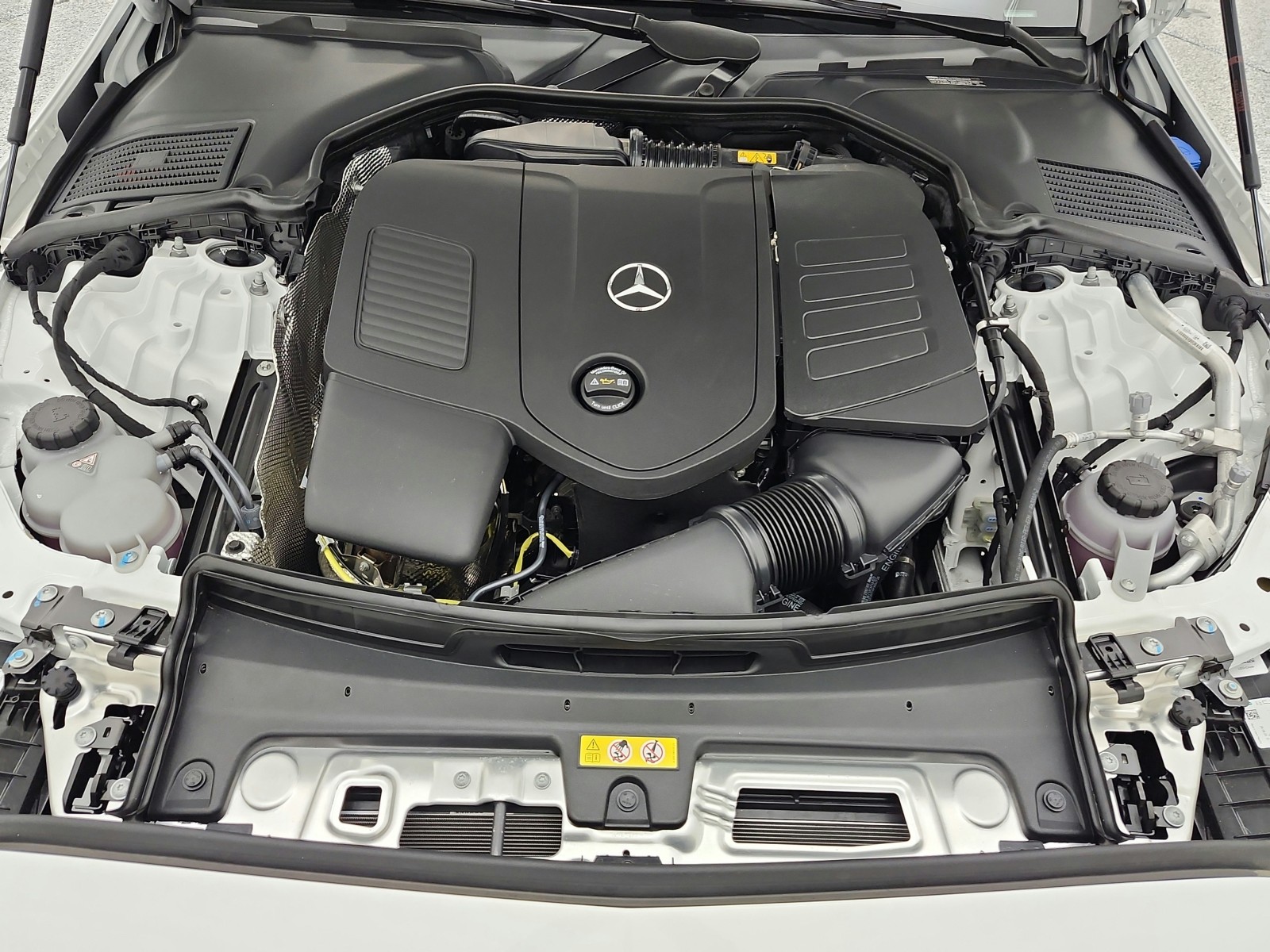 New 2026 Polar White Mercedes-Benz C 300 image 13