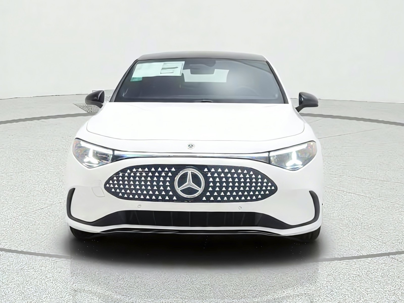 New 2027 Polar White Mercedes-Benz CLA 250+ Electric RWD image 2