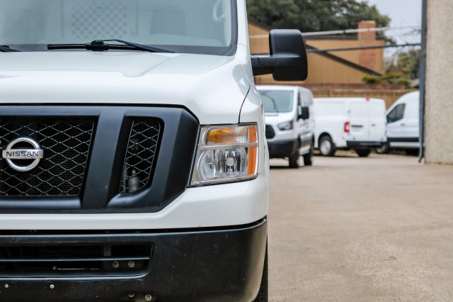 2019 Nissan NV Cargo S 34