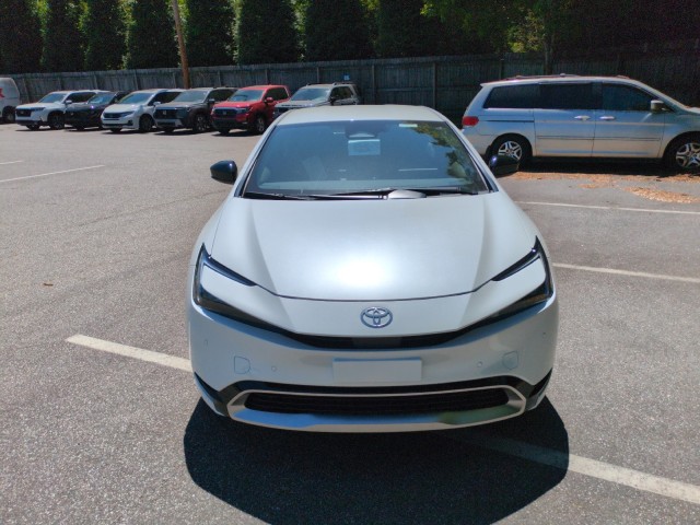 ToyotaPrius Plug-In Hybrid2