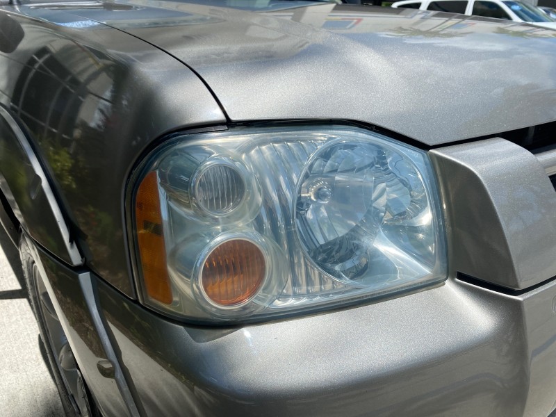 2004 Nissan Frontier 2WD XE LOW MILES 70,694 PU in , 