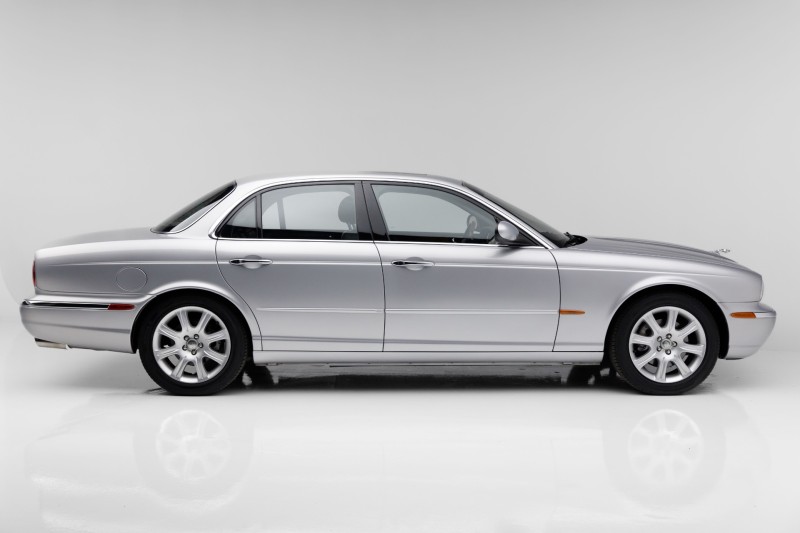 2004 Jaguar XJ8 XJ8 in , 