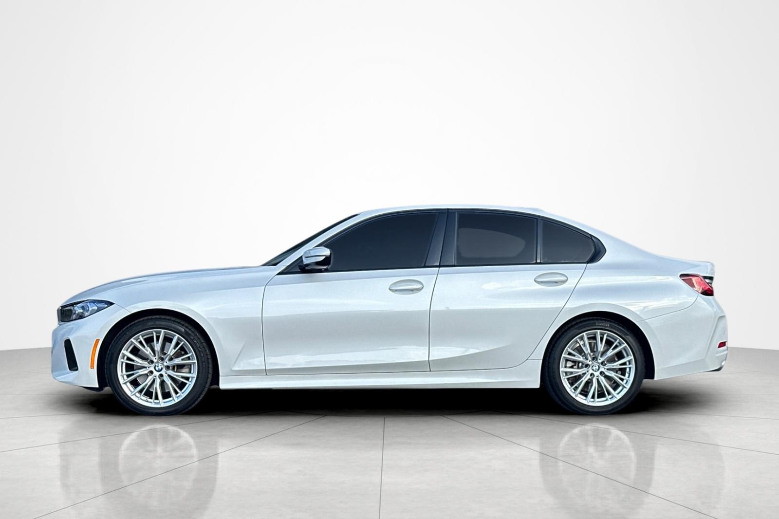 Used 2023 Mineral White Metallic BMW 330i image 2
