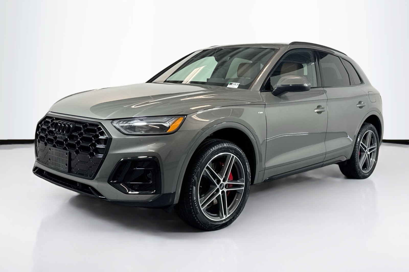 2024 Audi Q5 Premium Plus's photo