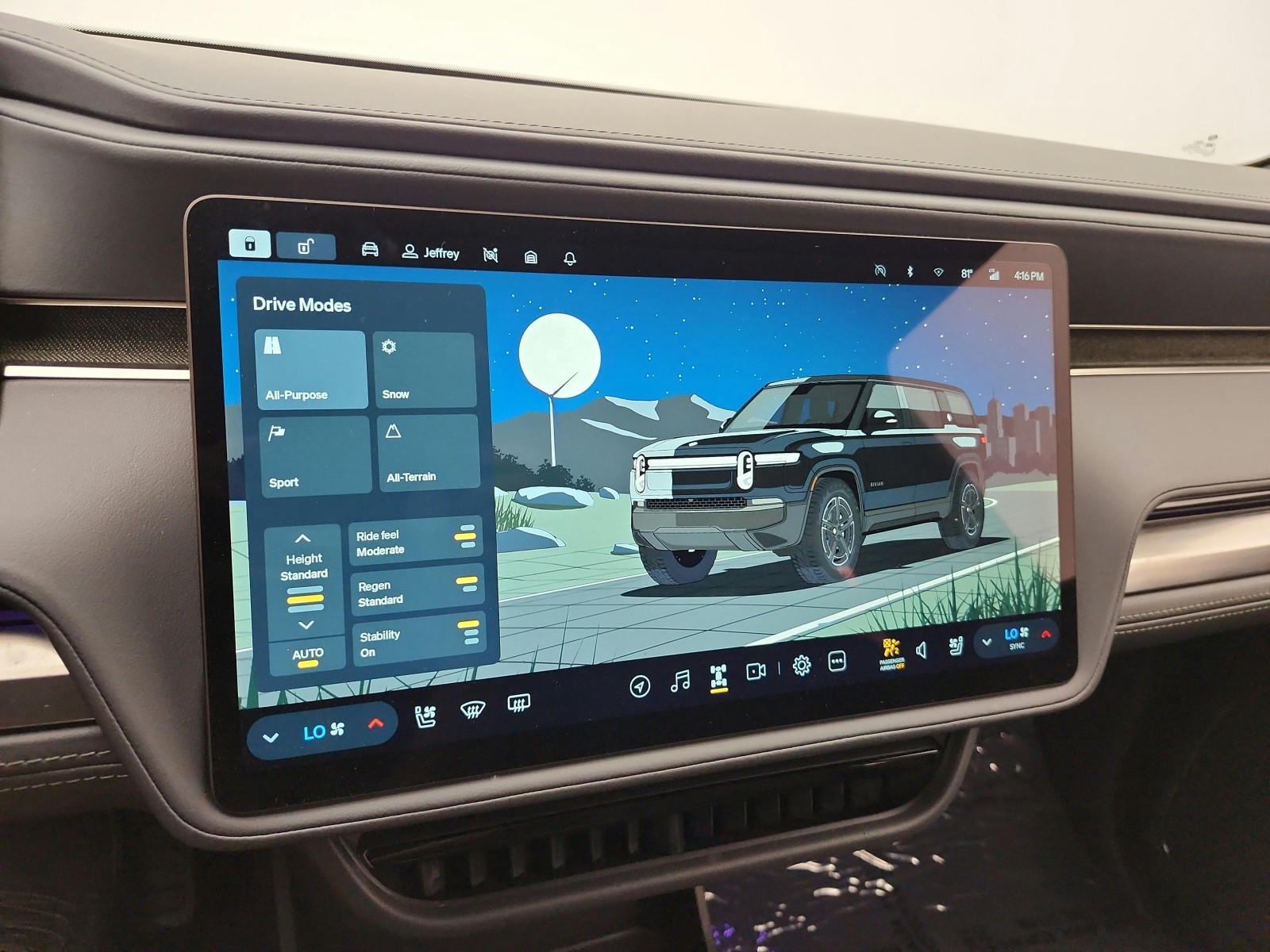 Used 2025 Midnight Rivian Adventure image 9