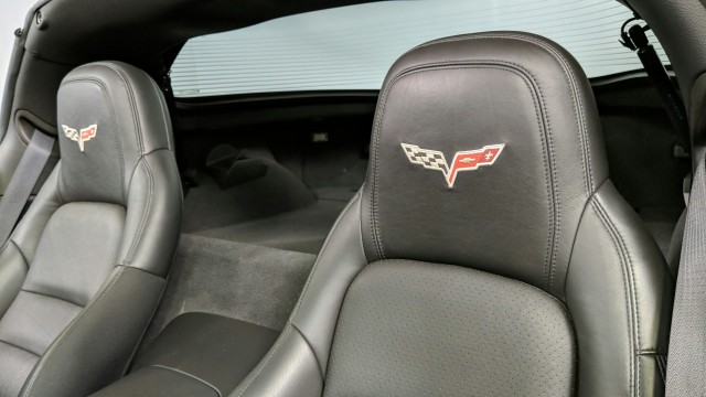 2011 Chevrolet Corvette w/3LT 26