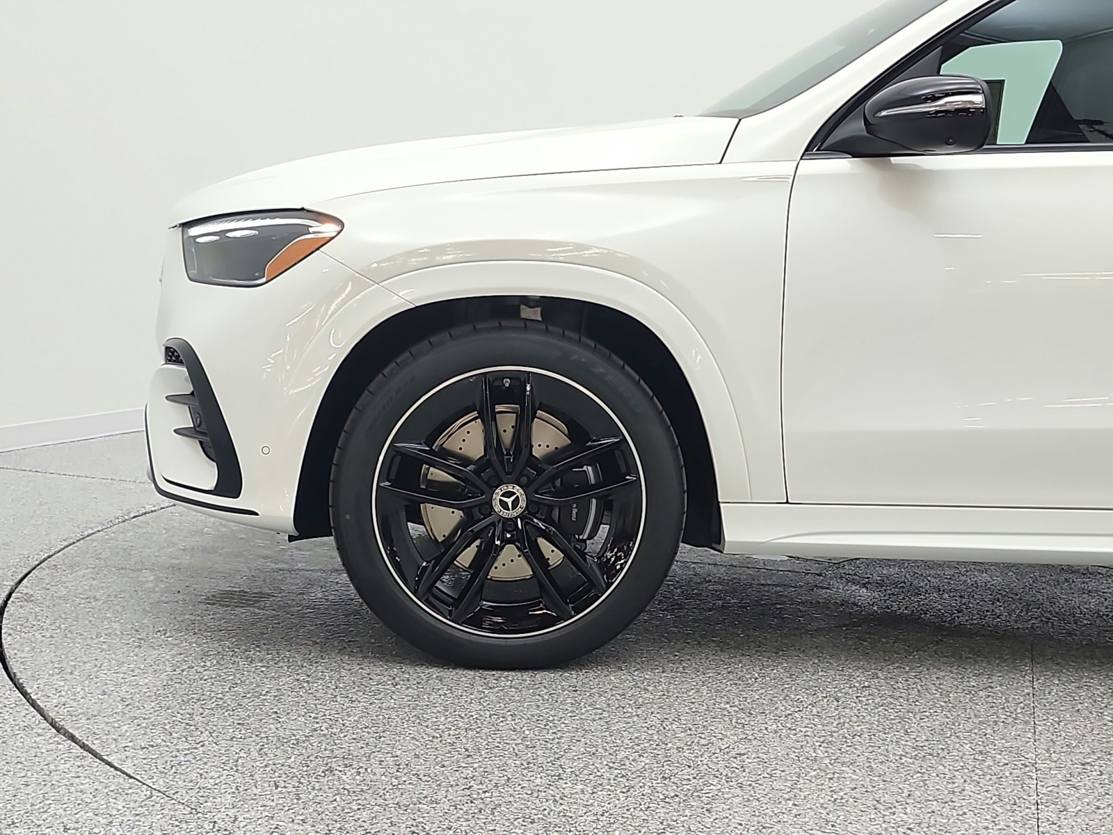 New 2026 Polar White Mercedes-Benz GLE 450 image 18