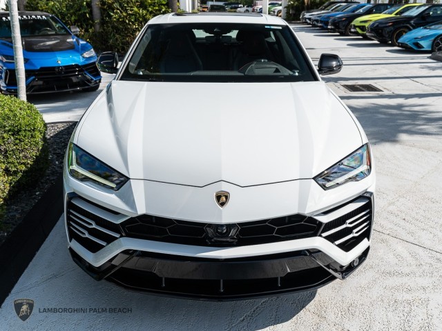 2021 Lamborghini Urus  in , 